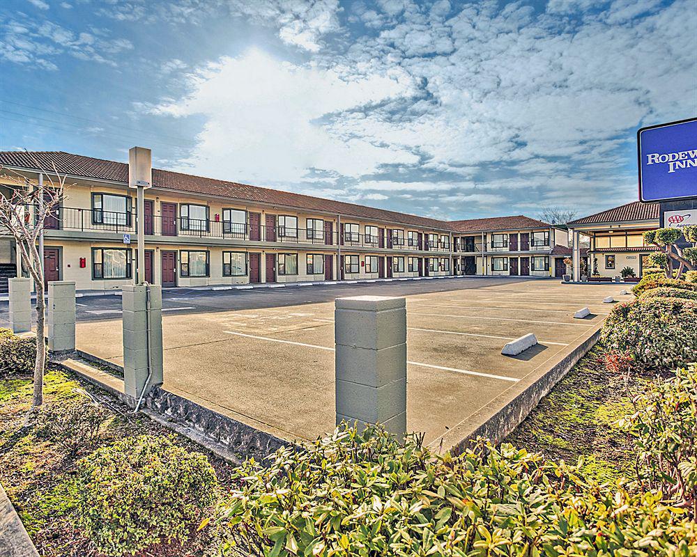 Sea Drift Inn ยูเรกา ภายนอก รูปภาพ